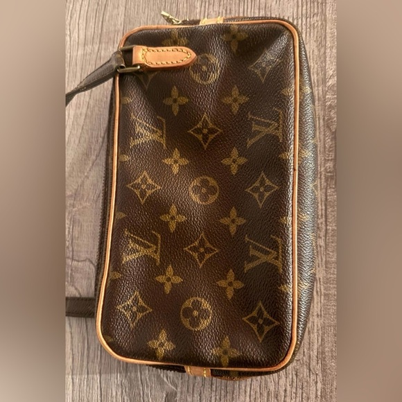 ❌SOLD❌ Authentic Vintage Louis Vuitton Monogram Marly Bandouliere Shoulder Bag - Picture 8 of 16